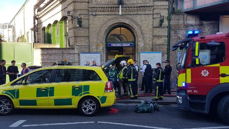 Ledakan di London, Korban Berlumuran Darah dan Alami Luka Bakar