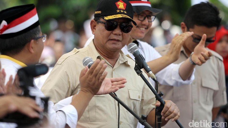 prabowo-kirim-bantuan-ke-rohingya-itu-pencitraan