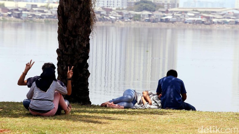 duh-taman-kota-waduk-pluit-kini-jadi-tempat-pacaran