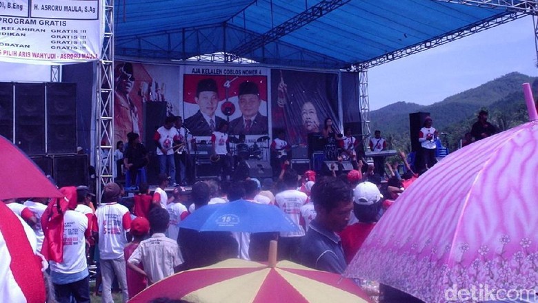 Aksi Sensasional Tapi Jeblok Bos nikahsiri.com di Pilbup Banyumas