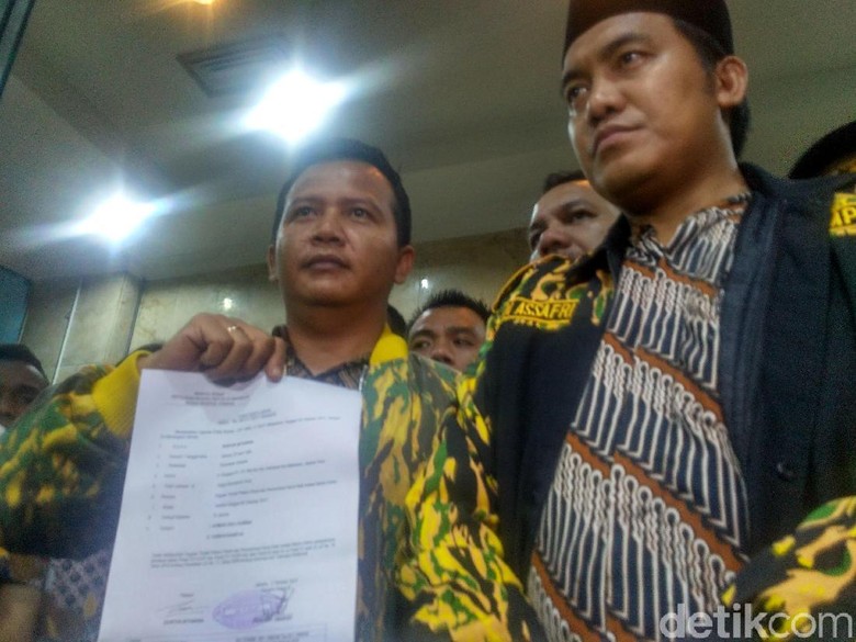 dituduh-cemarkan-nama-novanto-yorrys-dan-doli-kurnia-dipolisikan