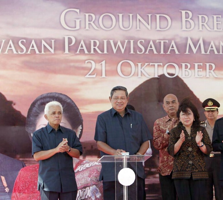 SBY Unggah Foto Saat Meresmikan Mandalika Tahun 2011