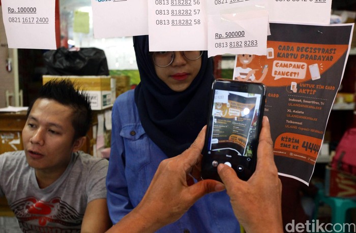 Menkominfo Blak blakan Soal Kendala Registrasi SIM Card