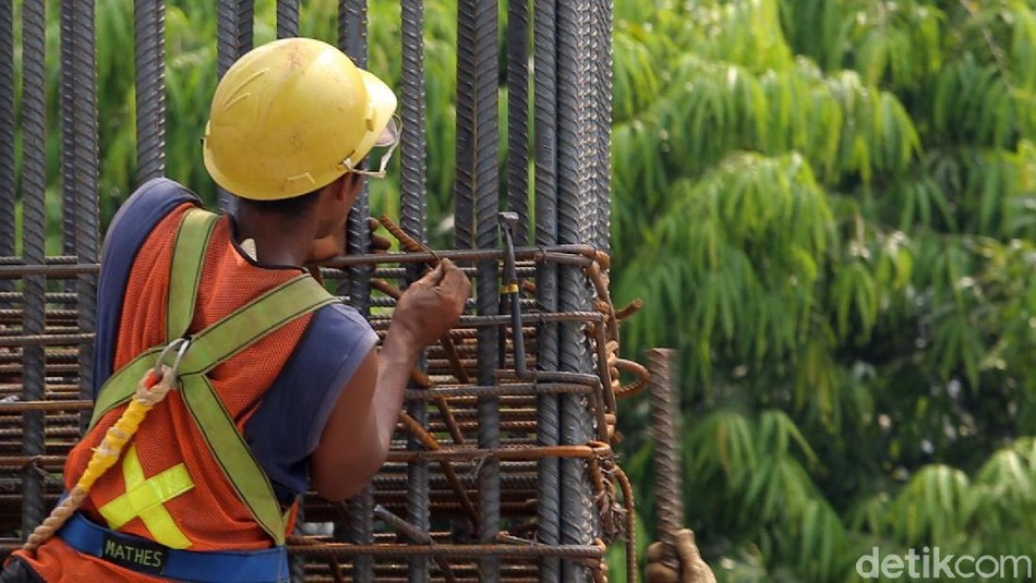 Foto : Melihat Progress Pembangunan LRT Kuningan Dukuh Atas