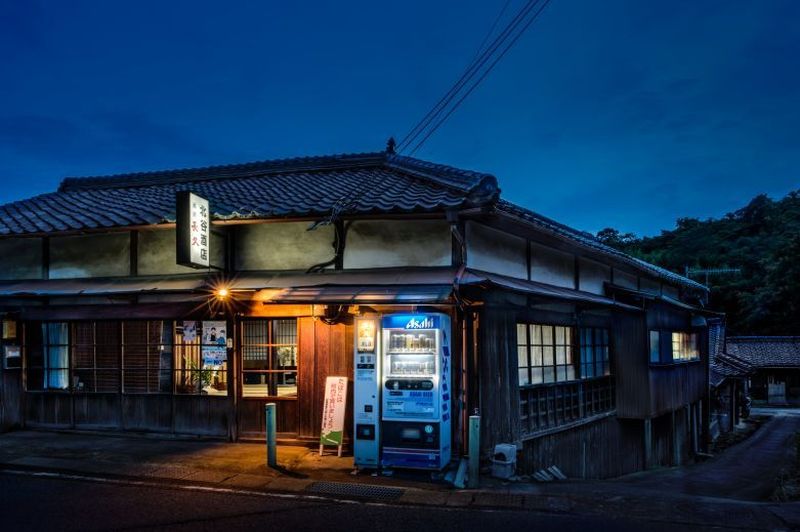 Di Jepang Tak Butuh yang Namanya Warkop, Sebab ?