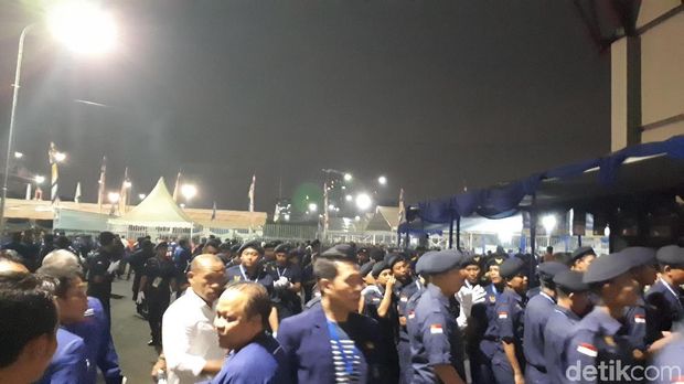 Jelang Deklarasi Jokowi Capres, Kader NasDem Padati Lokasi Rakernas