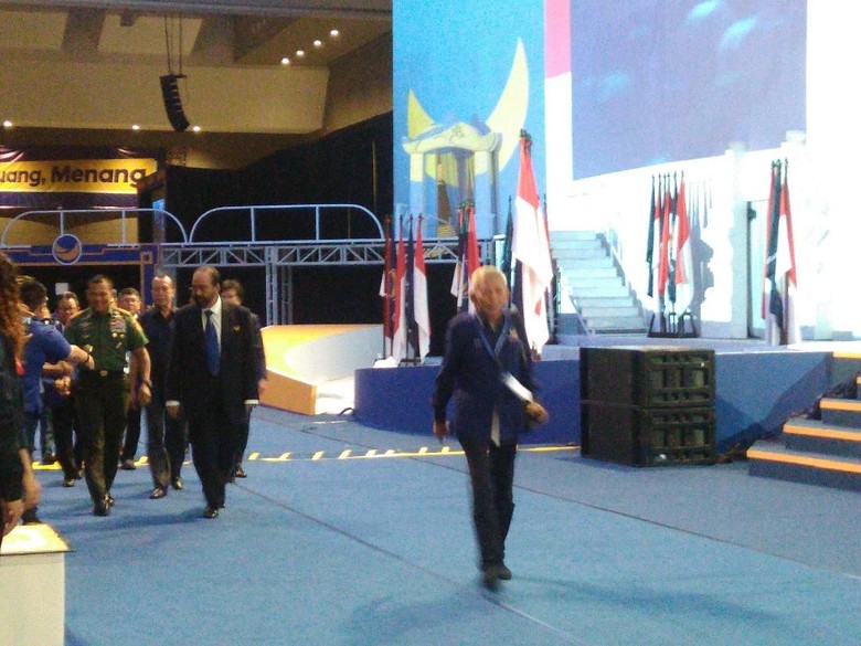 Seruan 'Panglima Cawapres' untuk Gatot Menggema di Rakernas NasDem