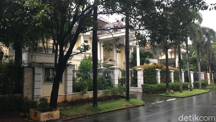 Ramai Orang Tajir Obral Rumah Gedongan, Ada Apa Gerangan?