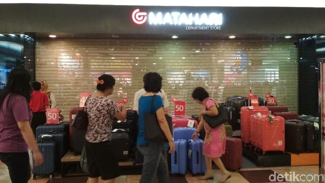 Matahari di Mal Taman Anggrek Mulai Tutup Satu Lantai