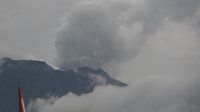 Gunung Agung Erupsi, Hujan Abu Vulkanik Turun di 3 Desa