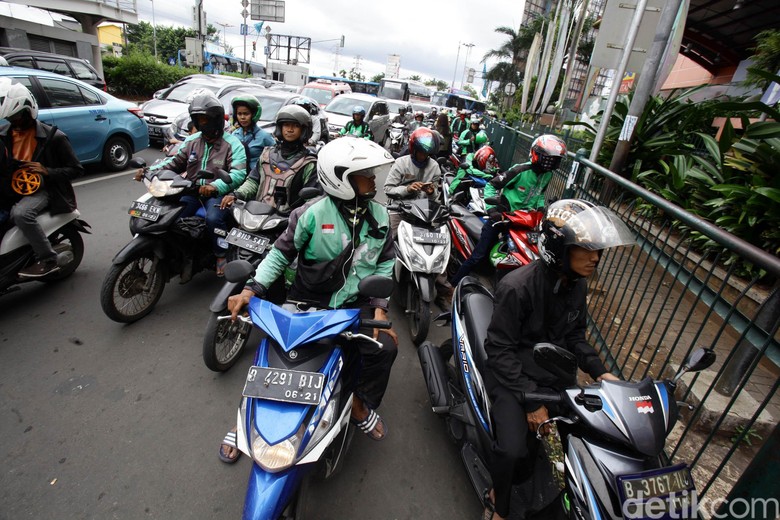 Sepeda Motor Tak Aman Dijadikan Angkutan Umum