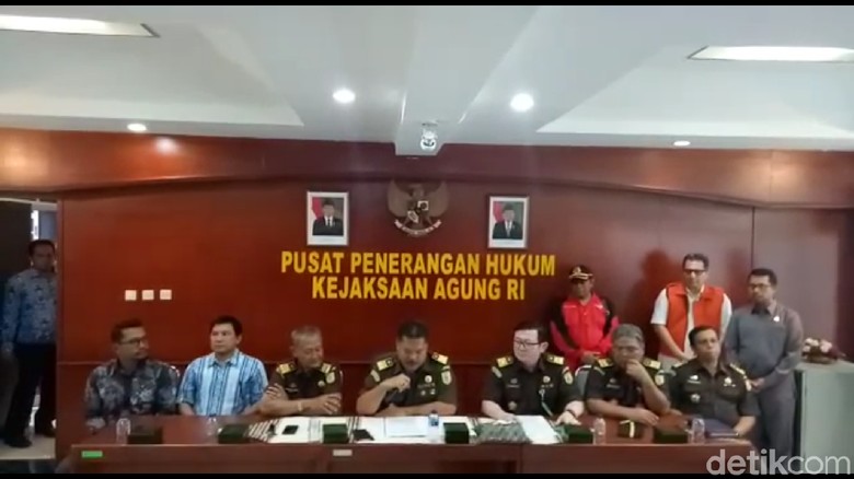 Pakai Paspor Palsu Kabur ke Malaysia, Koruptor Ini Tiru Cara Gayus