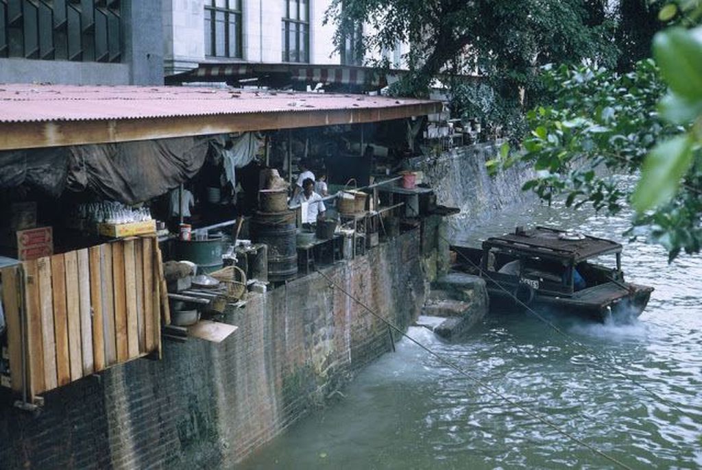 Mengejutkan! Foto Warna Singapura Kala Masih Negara Miskin