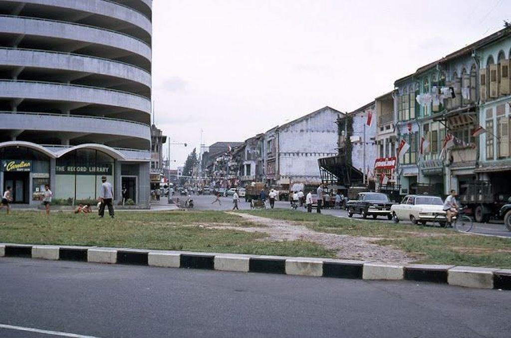 Mengejutkan! Foto Warna Singapura Kala Masih Negara Miskin