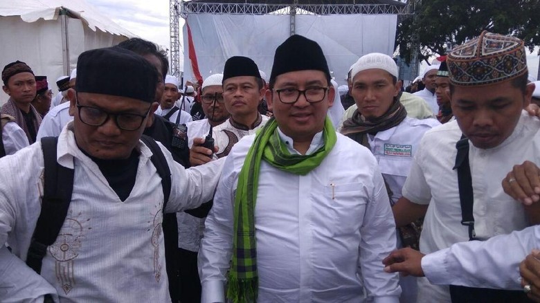 Ketum MUI Sebut Reuni 212 Bersifat Agitasi, Fadli Zon : Pendapat Keliru