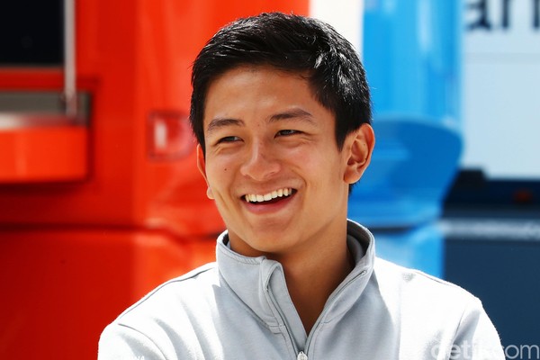 dipecat-di-tengah-musim-f1-nasib-nyck-de-vries-mirip-rio-haryanto