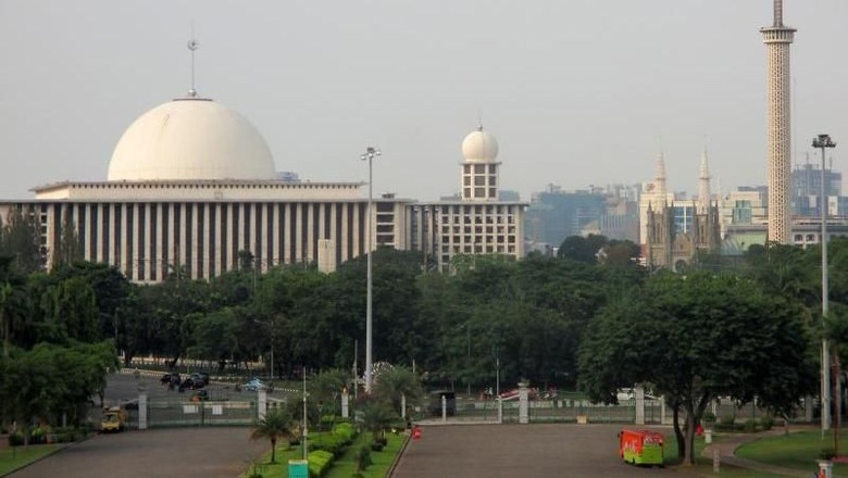 NU: Anies Urus Pemerintahan DKI Saja, Tarawih Bisa Jalan Sendiri