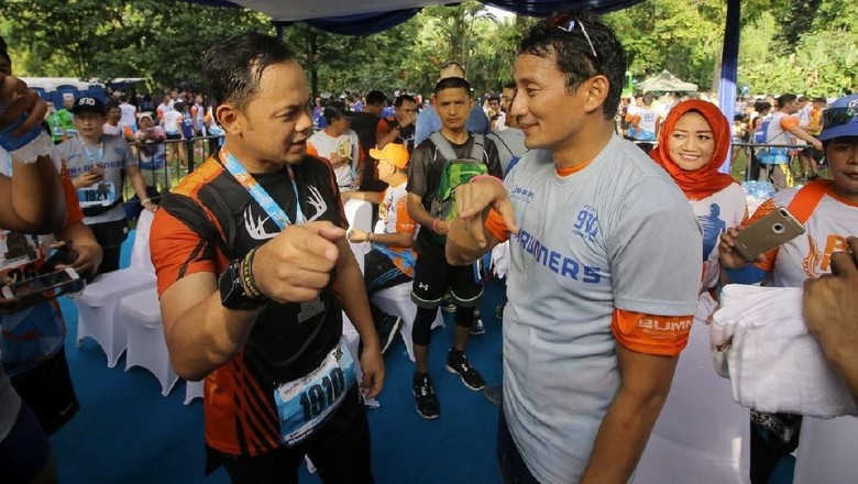 Ikuti BRI Run, Sandiaga Ungguli Bima Arya di Garis Finish