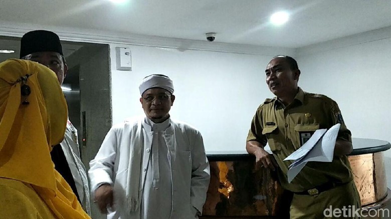 Ormas Marah karena Makan Siang Ditunda, Anies : Saya Baru Tahu