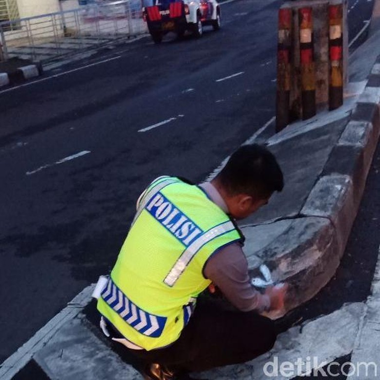 Biker Tewas Tabrak Median Jalan Layang Pasupati Bandung