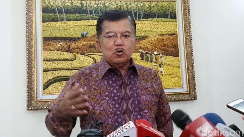 Wapres JK: UU dan Pasal Apa yang Bilang Kapal Harus Ditenggelamkan?