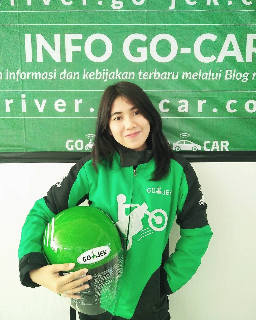Cantik! Driver OJOL Ini Mirip Artis