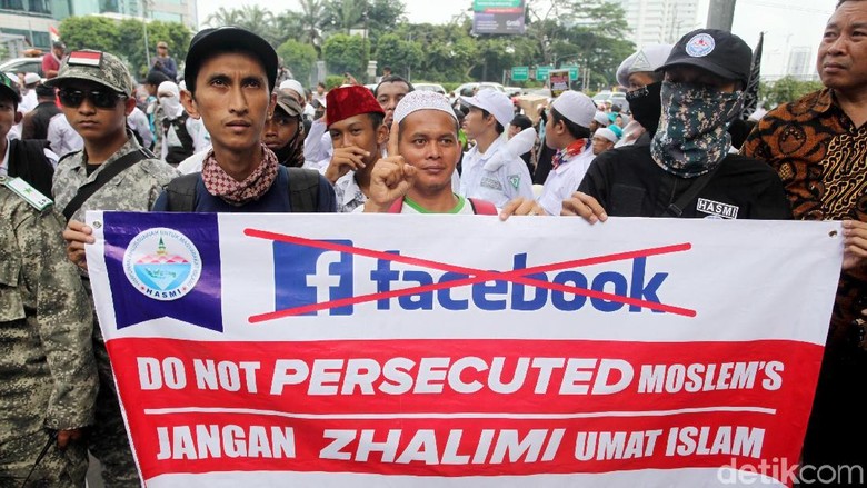 BREAKING NEWS: FPI Beri Waktu Facebook Jawab Tuntutan Massa hingga Senin - Pimpinan 