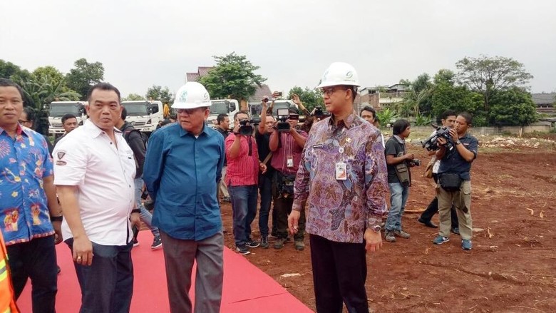 momen-peresmian-pembangunan-rumah-dp-0-oleh-anies
