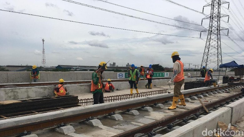 Diuji Coba Mei, Begini Progres Terkini Proyek LRT Jakarta