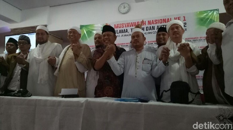 212: Jika Jokowi Ingin Damai, Biarkan Rizieq Pulang dengan Aman!
