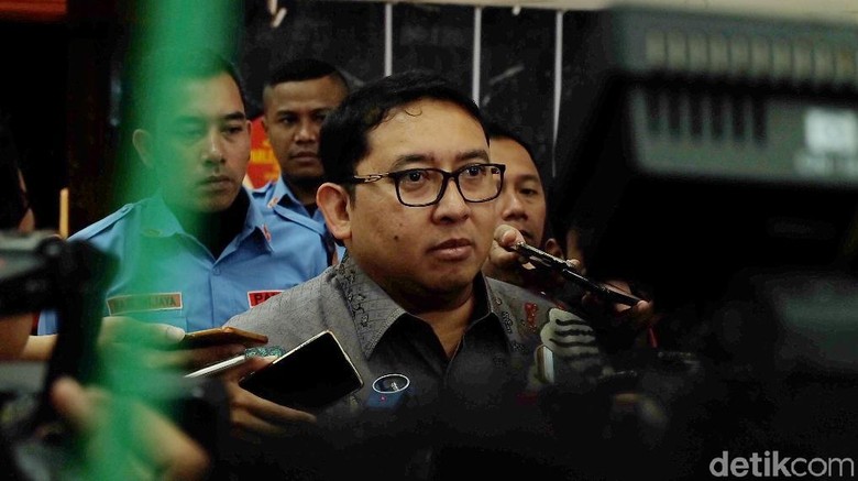 Sindir 'Raja Jokowi', Fadli Zon: Inilah Bahaya Petruk Jadi Raja