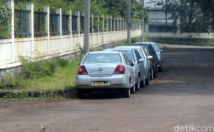 Tidak Ada Mobil Esemka di Pabrik Cileungsi