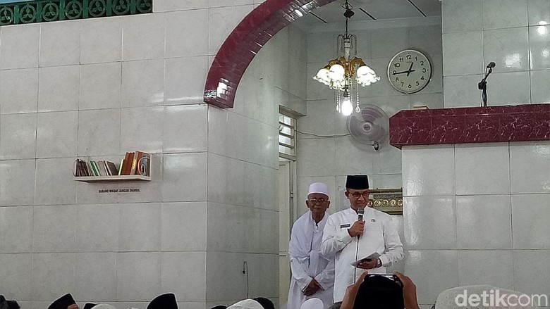 Anies ke Warga Korban Banjir: Mari Dihadapi dengan Ketabahan