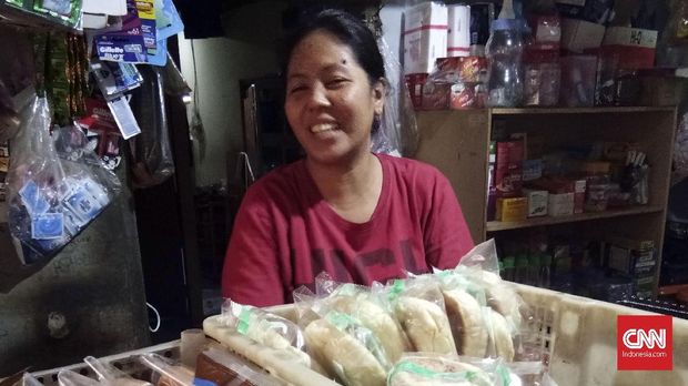 Cerita Warga dan Ironi Kampanye Air Anies-Sandi