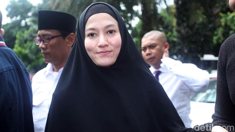 Dilaporkan Lyra Virna, Lasty Bos ADA Tour Ditangkap Polisi