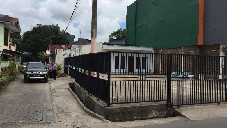 Foto: Ini Rumah Megah Tersangka Rp 1,8 Triliun CEO Abu Tours