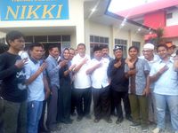 Berpose Empat Jari, 6 Kades di Karawang Jadi Tersangka