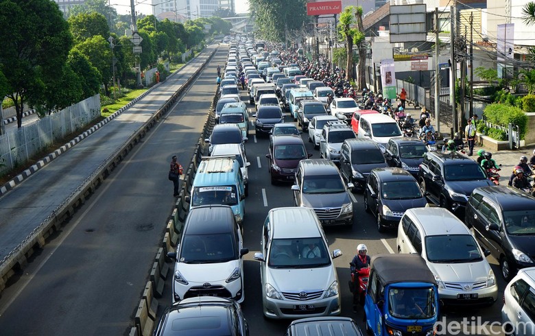 Dishub DKI Wacanakan Pembatasan Usia Kendaraan Pribadi