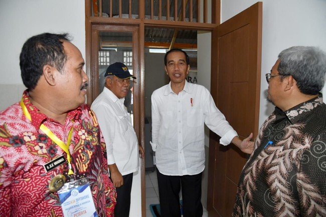 jokowi-calon-tunggal-tak-baik-untuk-demokrasi