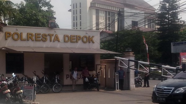 Viral Ormas Geruduk Polres Depok, Gegara Ketuanya Dipanggil Polisi