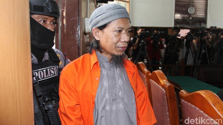 Jadi Otak Rentetan Teror Bom, Aman Abdurrahman Dituntut Hukuman Mati