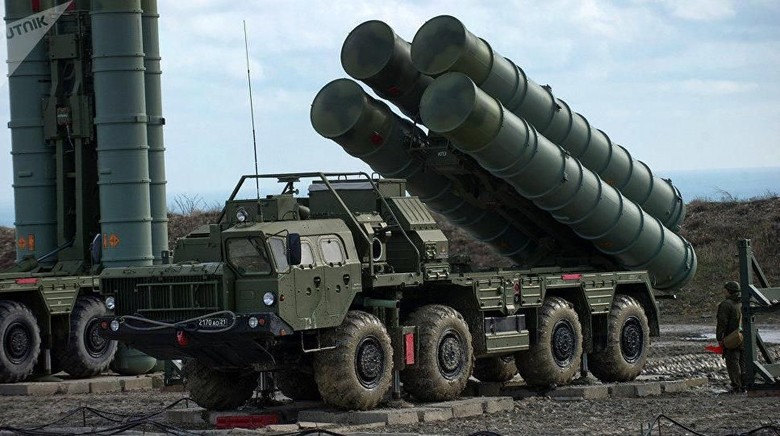 Foto: Ini Rudal Canggih S-400 yang Bikin Raja Salman Ancam Qatar