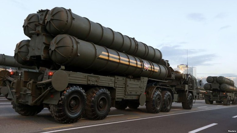 Foto: Ini Rudal Canggih S-400 yang Bikin Raja Salman Ancam Qatar