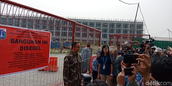 Ahok Blak-blakan soal Proyek JLNT Pluit yang Mangkrak!