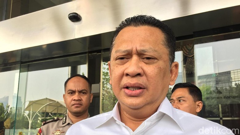 Dikritik Formappi, Bamsoet: Bentuk Rasa Cinta Rakyat ke DPR