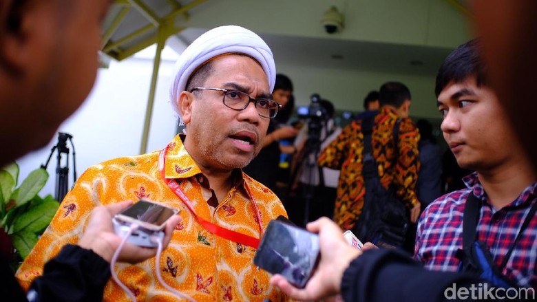 Amien Tuding Akuisisi Freeport Bohong, Ngabalin: Siapkan Data Pak Tua