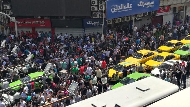 pesan-as-untuk-demonstran-iran-dunia-mendengar-suara-kalian