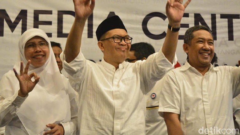 oded-yana-menang-hitung-cepat-di-pilwalkot-bandung
