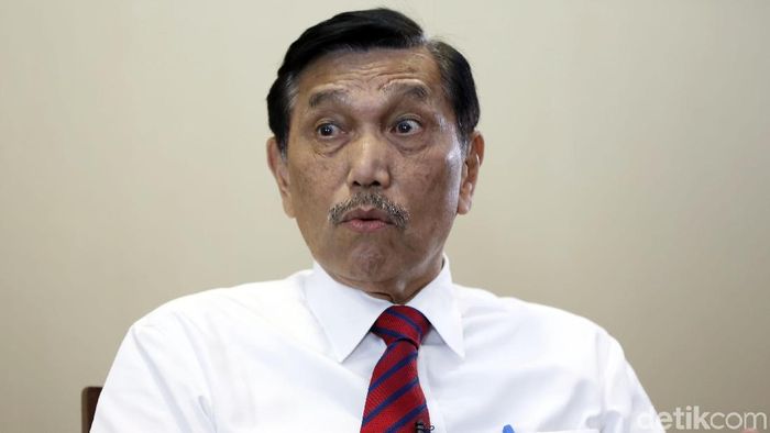 Dianggap Sering Urusi Penanganan Corona, Luhut: Saya Dewan Pakar!