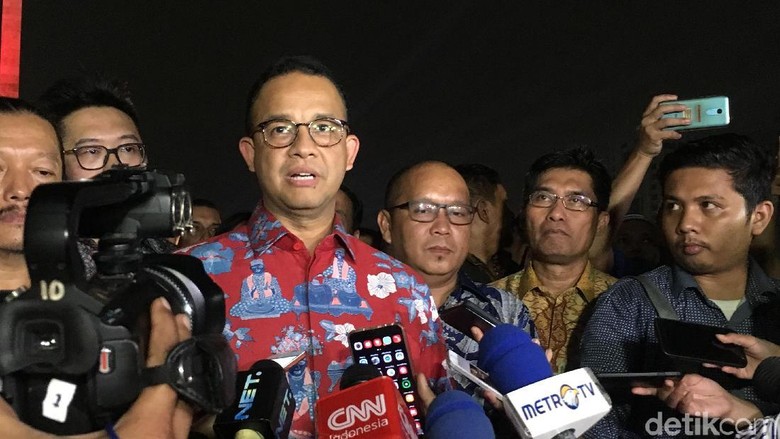 Anies Masih Cari Solusi Jangka Pendek Turunkan Polusi Udara